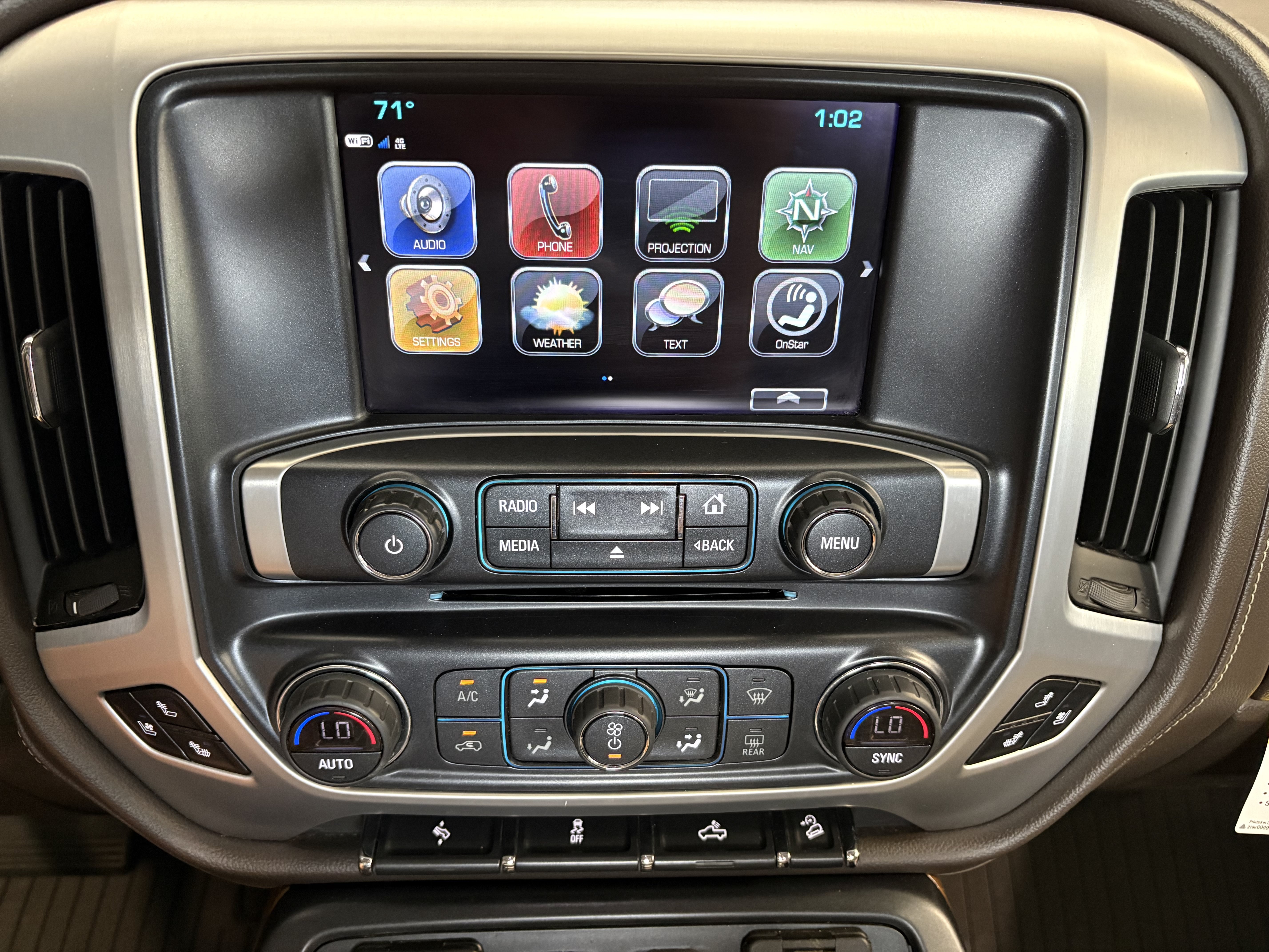 Used 2018 GMC Sierra 1500 SLT w/ Texas SLT Premium Package AWD/4WD image 14