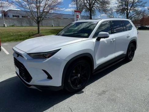 New 2026 Toyota Grand Highlander AWD image 4