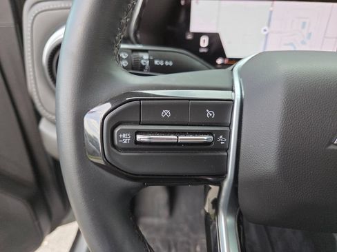 Used 2025 Chevrolet Colorado LT w/ Advanced Trailering Package RWD image 27