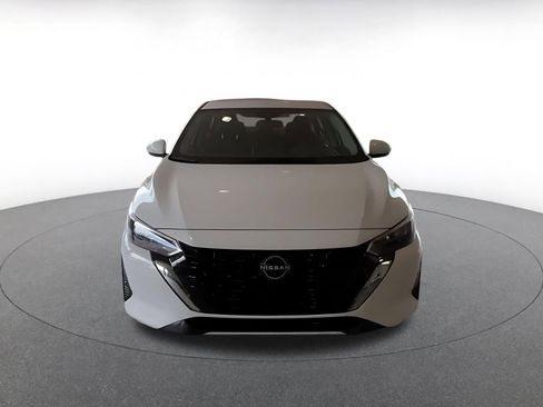 Used 2025 Nissan Sentra SV FWD image 11