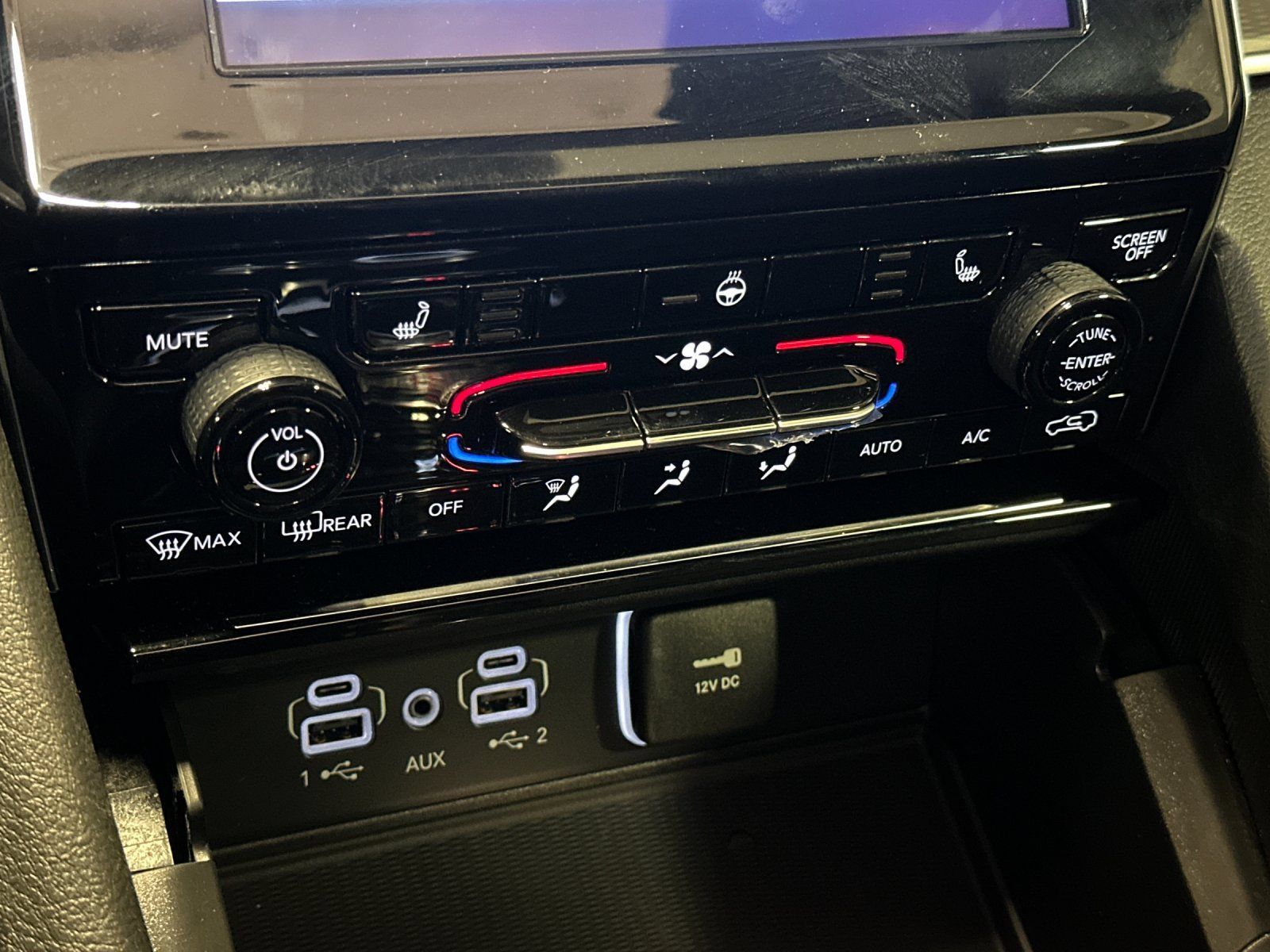 Used 2025 Jeep Grand Cherokee L Altitude AWD/4WD image 20