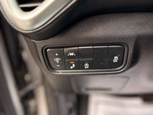 Used 2022 Kia Soul LX w/ Technology Package FWD image 24