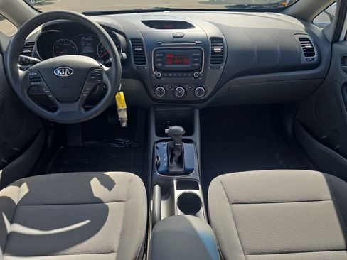 Used 2018 Kia Forte LX FWD image 12