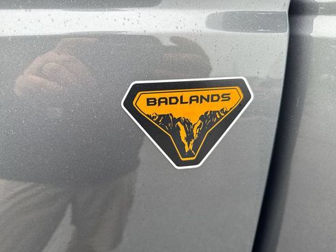 Used 2025 Ford Bronco Badlands AWD/4WD image 26