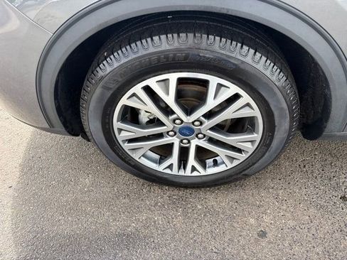 Used 2022 Ford Escape SEL AWD/4WD image 47