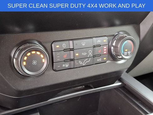 Used 2019 Ford F250 XLT w/ XLT Premium Package AWD/4WD image 15