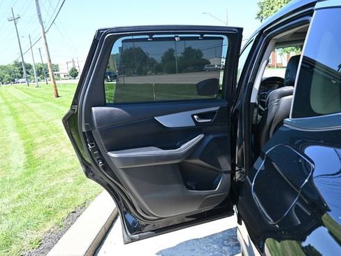Used 2023 Acura MDX SH-AWD w/ Technology Package image 22