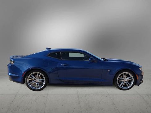 Used 2022 Chevrolet Camaro LT w/ RS Package RWD image 9