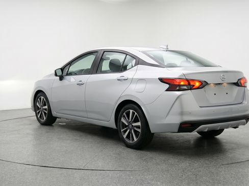 Used 2025 Nissan Versa SV FWD image 6