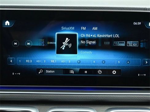 Used 2023 Mercedes-Benz GLE 450 4MATIC w/ AMG Line Exterior image 37