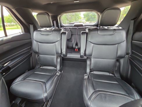 Used 2023 Ford Explorer ST w/ Equipment Group 401A AWD/4WD image 22
