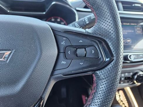 Used 2023 Chevrolet TrailBlazer RS w/ Convenience Package AWD/4WD image 15