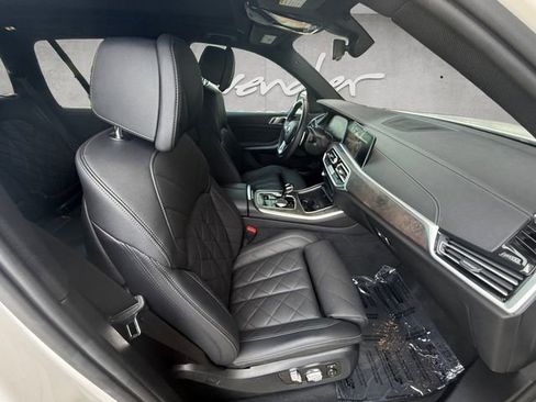 Used 2023 BMW X5 sDrive40i w/ Luxury Seating Package RWD image 24