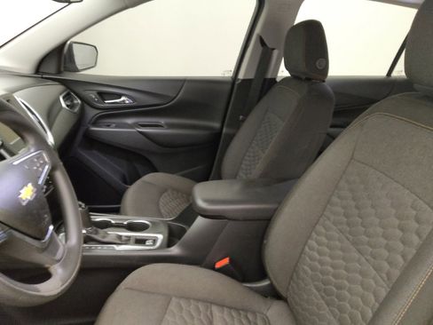 Used 2019 Chevrolet Equinox LT image 17