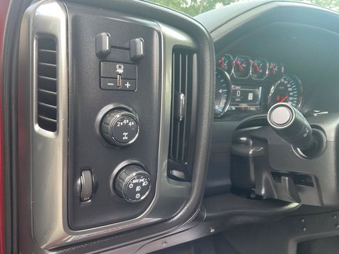 Used 2019 Chevrolet Silverado 2500 LTZ w/ Duramax Plus Package AWD/4WD image 17