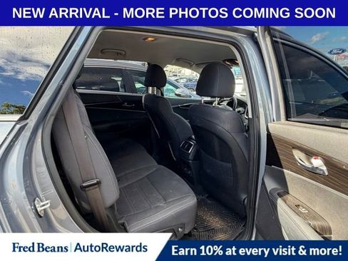 Used 2020 Kia Sorento LX w/ LX I4 Convenience Package FWD image 8