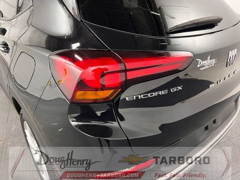 Used 2025 Buick Encore GX Preferred FWD image 14