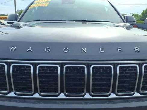 Certified 2023 Jeep Wagoneer 4WD image 11