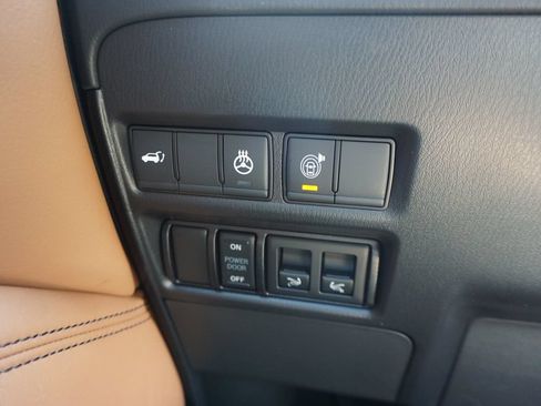 Used 2023 INFINITI QX80 Sensory w/ All-Season Package AWD/4WD image 5