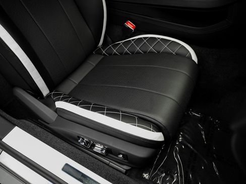 Used 2022 Bentley Continental GT AWD/4WD image 41