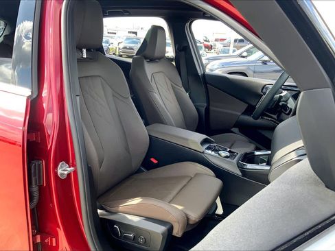 Used 2025 BMW X3 xDrive30i image 8