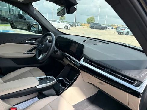 Used 2023 BMW X1 xDrive28i w/ Convenience Package AWD/4WD image 18
