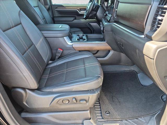 Certified 2024 Chevrolet Silverado 2500 High Country w/ Midnight Edition AWD/4WD image 28