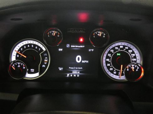 Used 2020 RAM 1500 Classic Warlock image 18