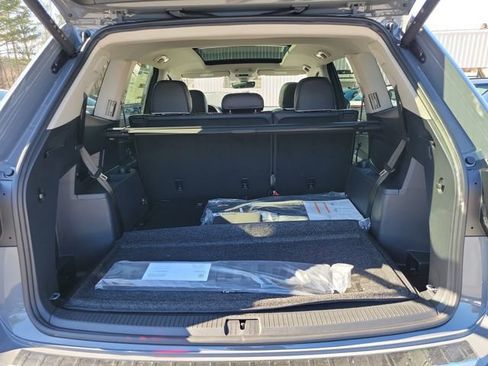 New 2026 Volkswagen Atlas SEL Premium R-Line AWD/4WD image 9