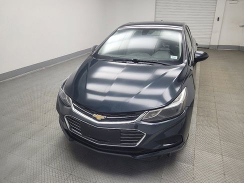 Used 2017 Chevrolet Cruze LT w/ Convenience Package FWD image 15