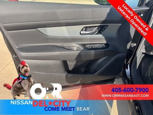New 2025 Nissan Murano SL w/ Cargo Package AWD/4WD image 15