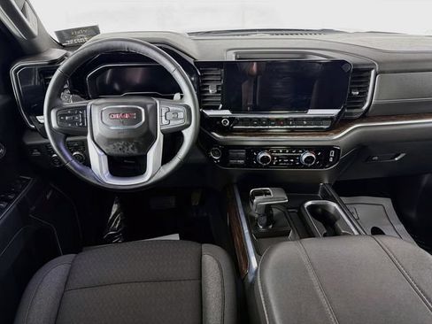 Used 2024 GMC Sierra 1500 Elevation w/ Preferred Package AWD/4WD image 23