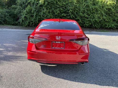 Used 2025 Honda Civic Sport image 8