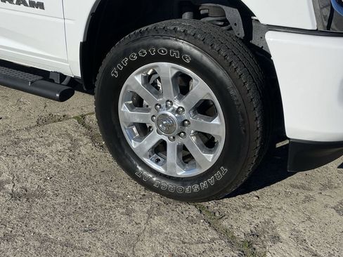 Used 2024 RAM 3500 Laramie w/ Towing Technology Group image 32