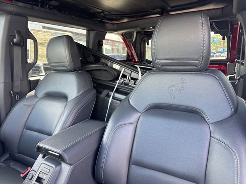 New 2025 Ford Bronco Big Bend w/ Black Diamond Package image 15