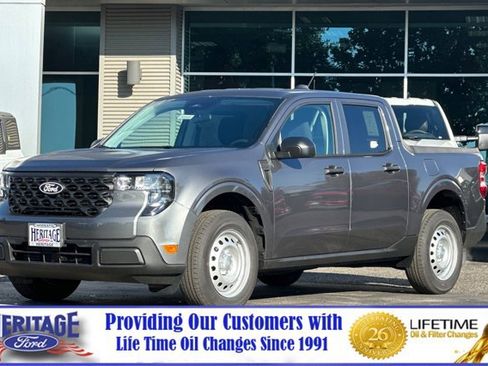 New 2025 Ford Maverick XL image 8