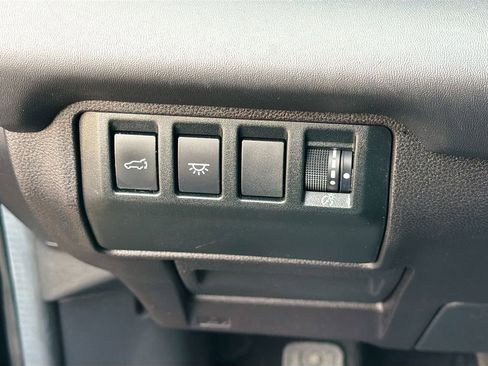 Used 2023 Subaru Ascent Touring image 38