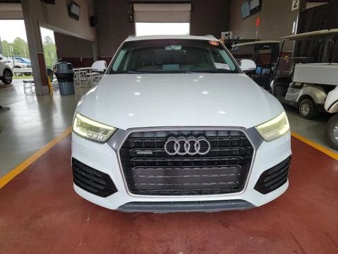 Used 2016 Audi Q3 2.0T Prestige w/ Prestige Package AWD/4WD image 2