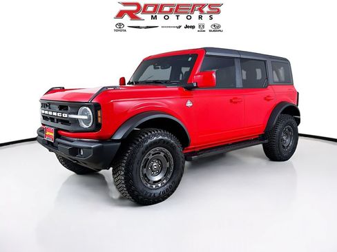 Used 2024 Ford Bronco Outer Banks AWD/4WD image 3