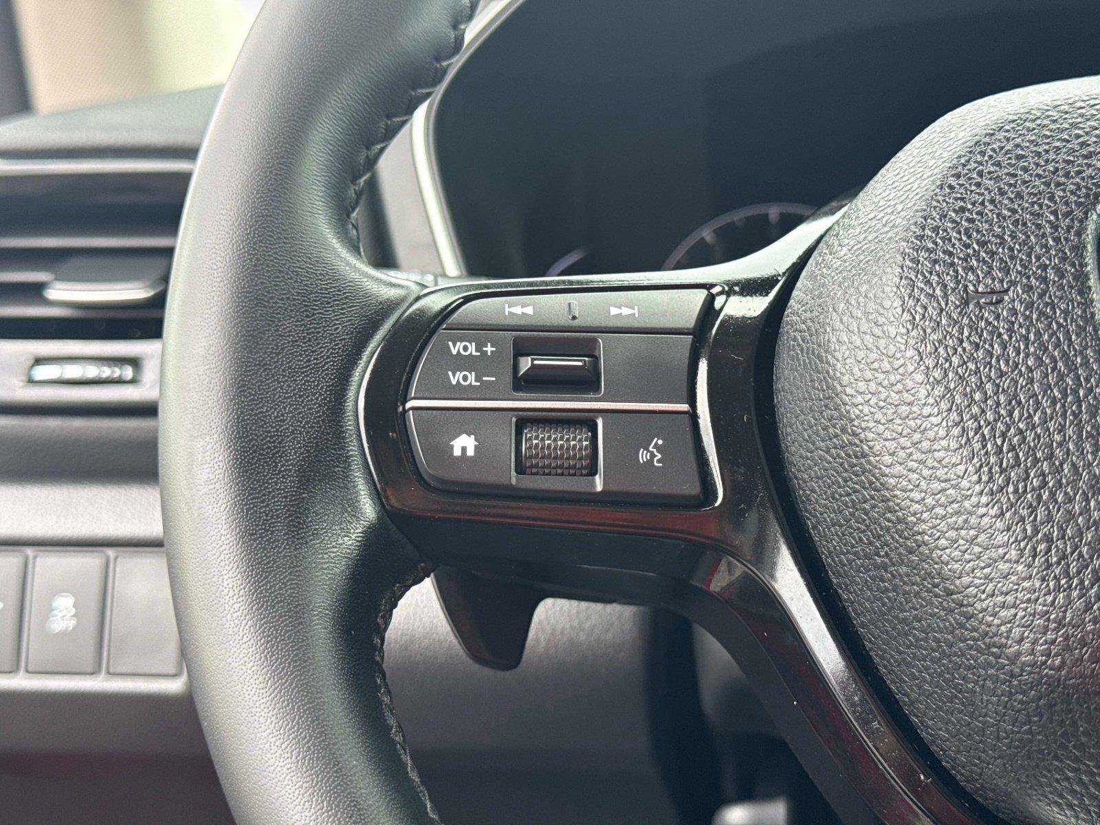 Certified 2023 Honda Pilot Touring image 33