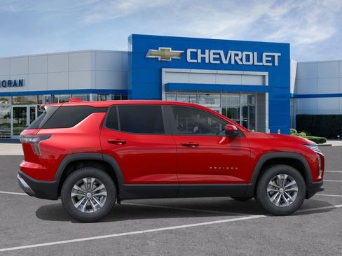 New 2026 Chevrolet Equinox LT w/ Convenience Package II FWD image 5
