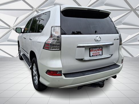 Used 2017 Lexus GX 460 AWD/4WD image 8