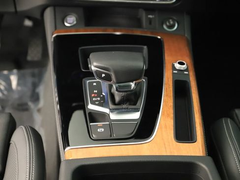 Certified 2023 Audi Q5 2.0T Prestige w/ Prestige Package AWD/4WD image 21