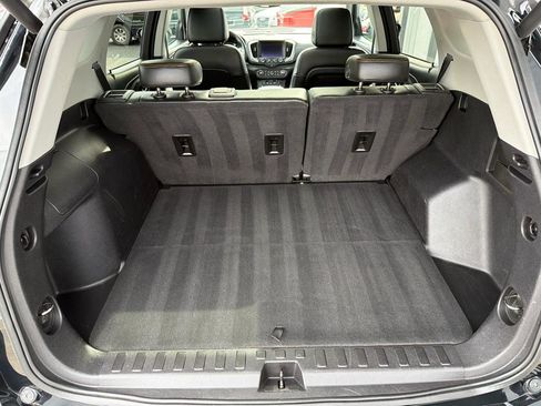 Used 2018 GMC Terrain SLT w/ Infotainment Package II AWD/4WD image 13
