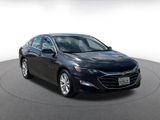 Used 2023 Chevrolet Malibu LT image 2