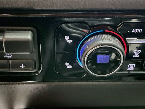 Used 2026 Chevrolet Silverado 1500 LT Trail Boss w/ Convenience Package II image 21