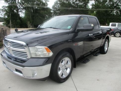 Used 2015 RAM 1500 Big Horn RWD image 13