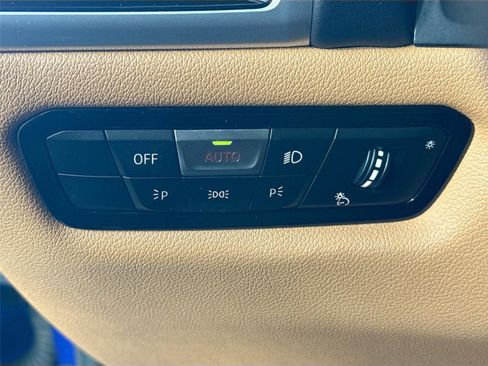 Used 2023 BMW 840i Gran Coupe w/ M Sport Professional Package image 17