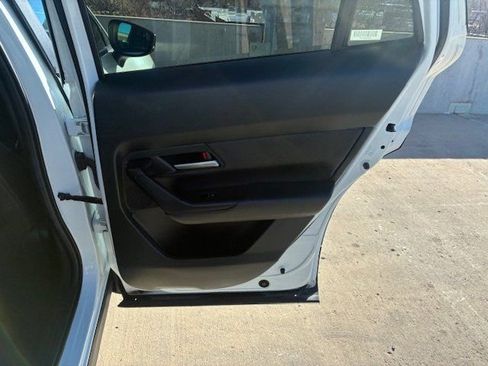 Used 2023 MAZDA CX-50 2.5 S w/ Preferred Plus Pkg image 18