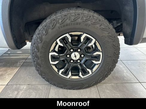 Used 2024 Chevrolet Silverado 1500 ZR2 AWD/4WD image 5